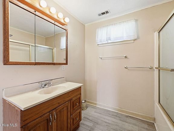 5th image of 5250 Business Drive