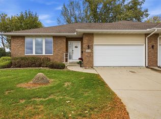 1528 Bilgarie Ct NE, Cedar Rapids, IA 52402