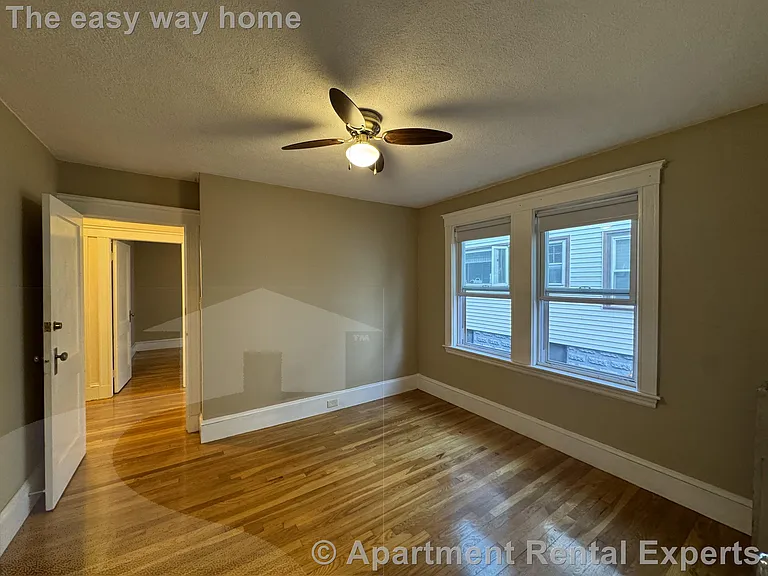 18 Irvington Rd #1 — Photo 7