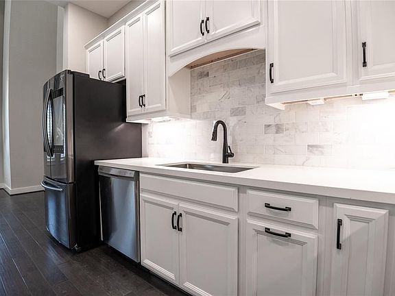 2nd image of 10918 Brambling Wood Dr