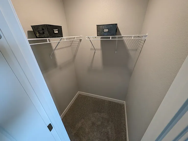 10795 Gentle Crest Ave — Photo 27