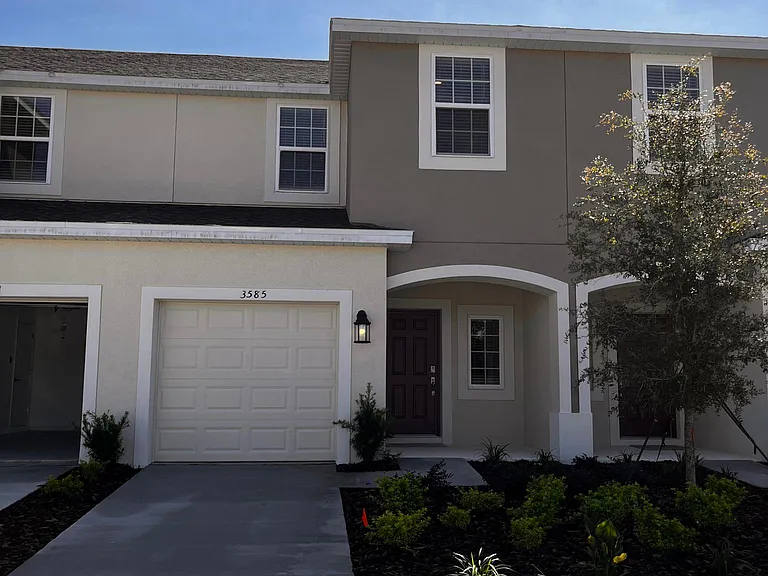 3585 Anibal St — Photo 1