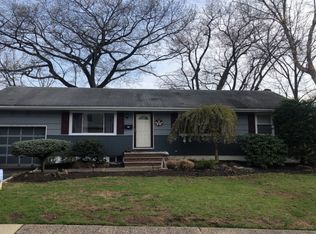 202 Highland Ave, Bergenfield, NJ 07621