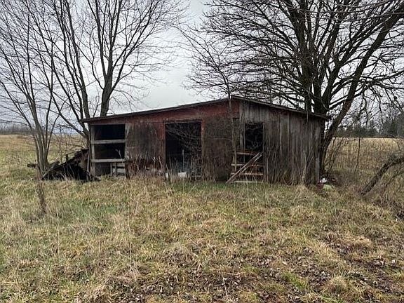 4th image of 10691 S Charleston Pike