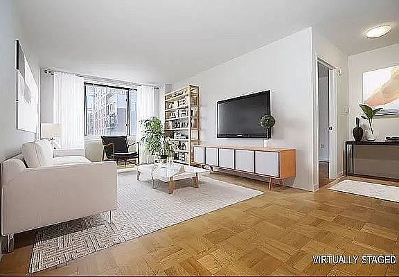3rd image of 460 W 20th St APT 3B