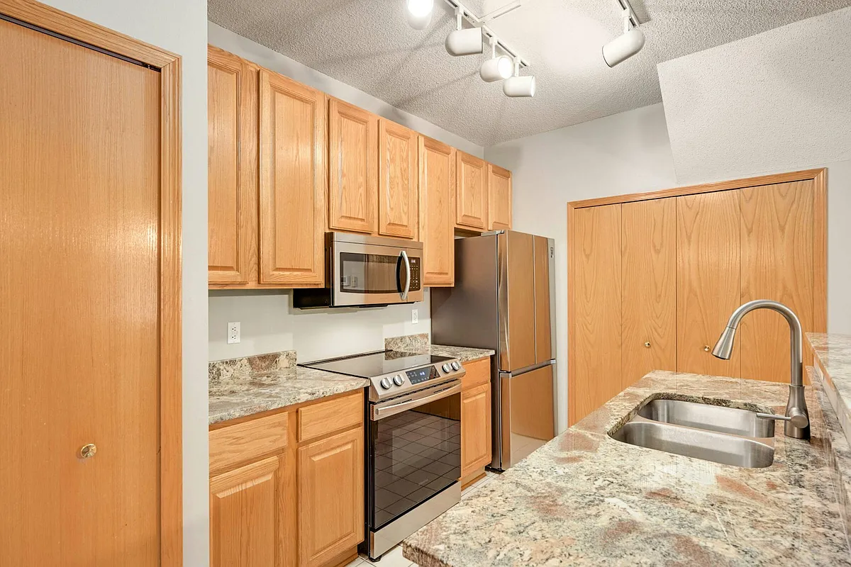 Building Photo - 8347 Kimball Dr