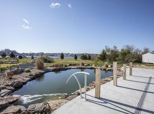 100 Pocasset St, Somerset, MA 02725