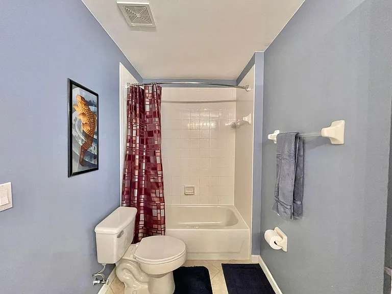 137 Canterbury Pl — Photo 12