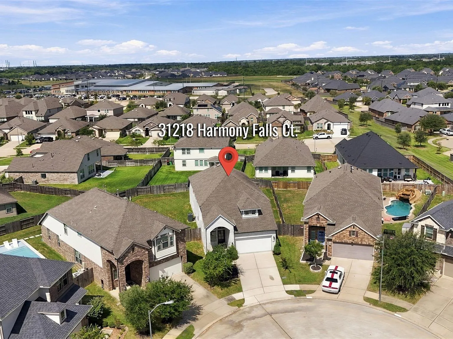 4 bed, 3.0 bath, 2487 sqft, $2,700 — Photo 3