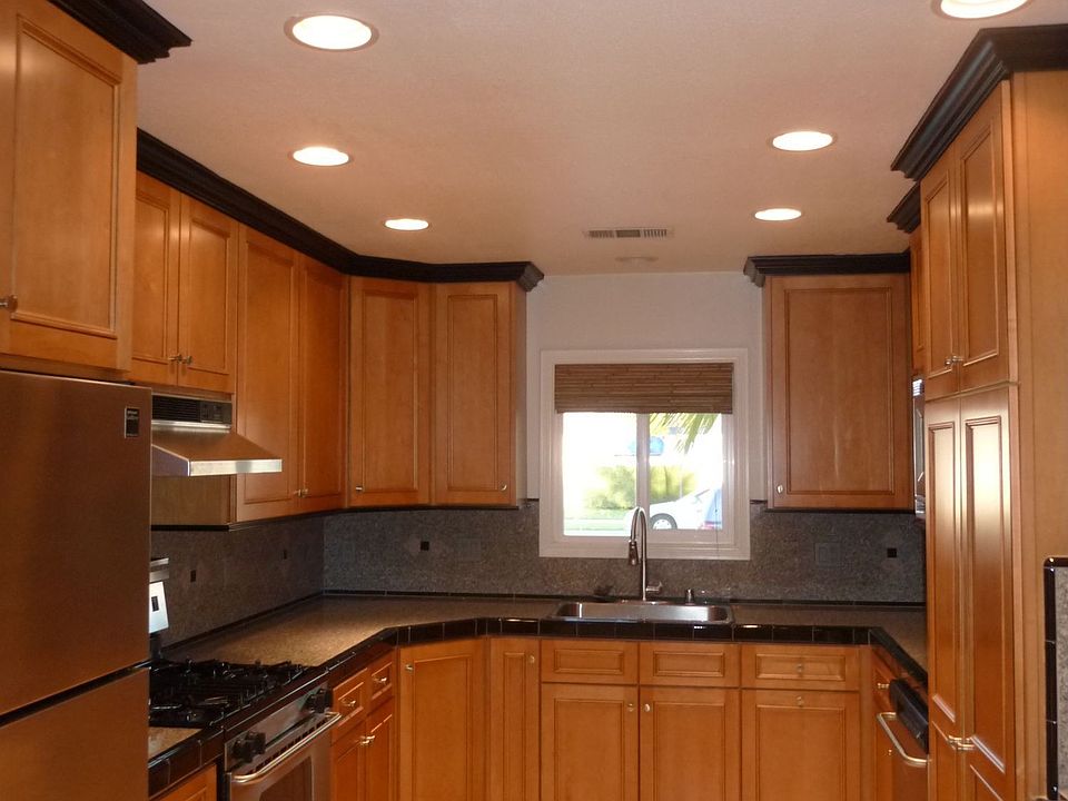 2nd image of 15441 Padres St