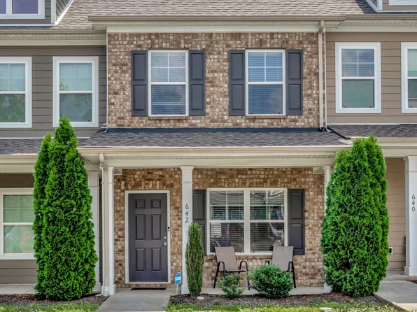 642 Bradburn Village Cir, Antioch, TN 37013
