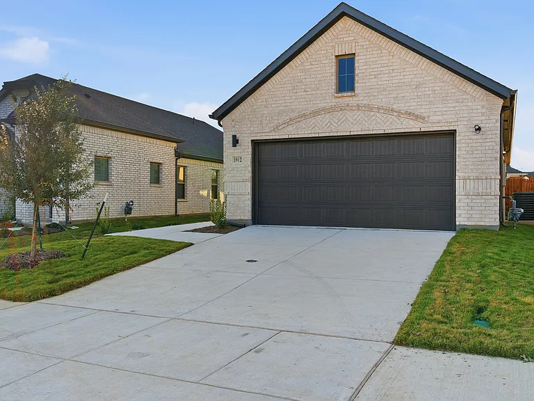 3912 Sandstone Dr — Photo 27