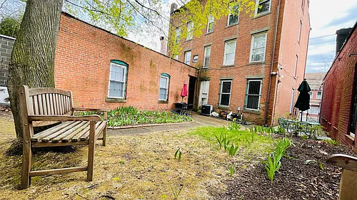 924 State St #2 Photo 1