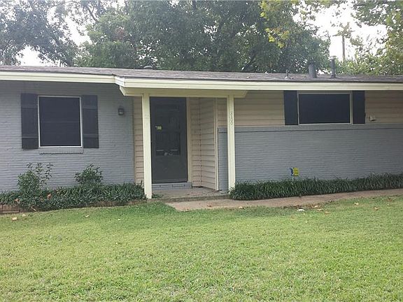 2nd image of 2100 Skylark Dr