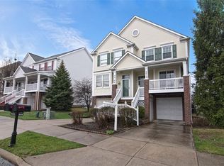 4414 Sexton Rd, Cleveland, OH 44105