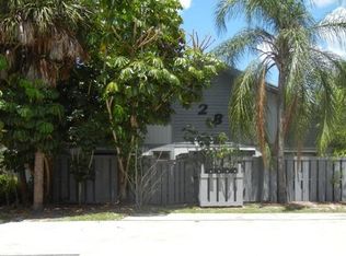 428 N Cypress Dr APT B, Tequesta, FL 33469