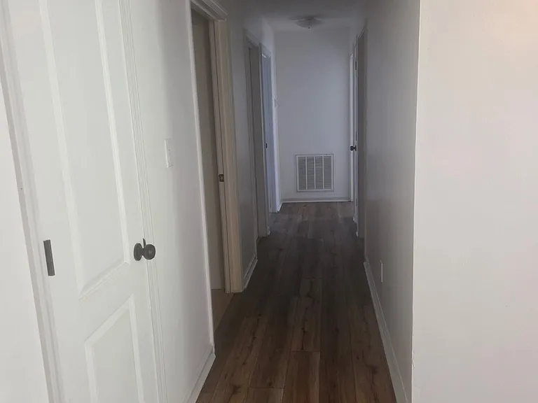 2824 Delrose Dr — Photo 10