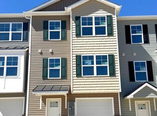 147 Olga Dr, Martinsburg, WV