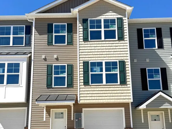 147 Olga Dr, Martinsburg, WV 25403