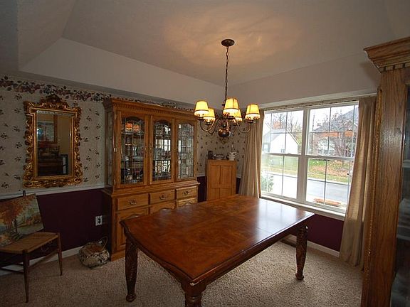 3rd image of 1257 Black Oak Dr