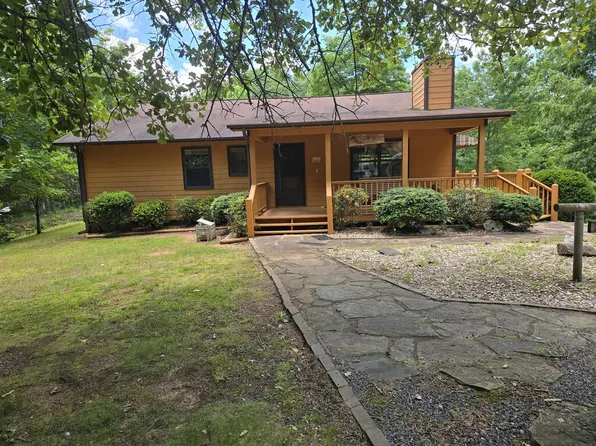 33 Fieldcrest Dr, Murphy, NC 28906