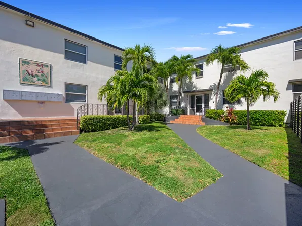 569 NE 82nd Ter, Miami, FL