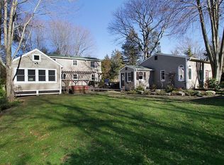 29 Frigate St, Jamestown, RI 02835
