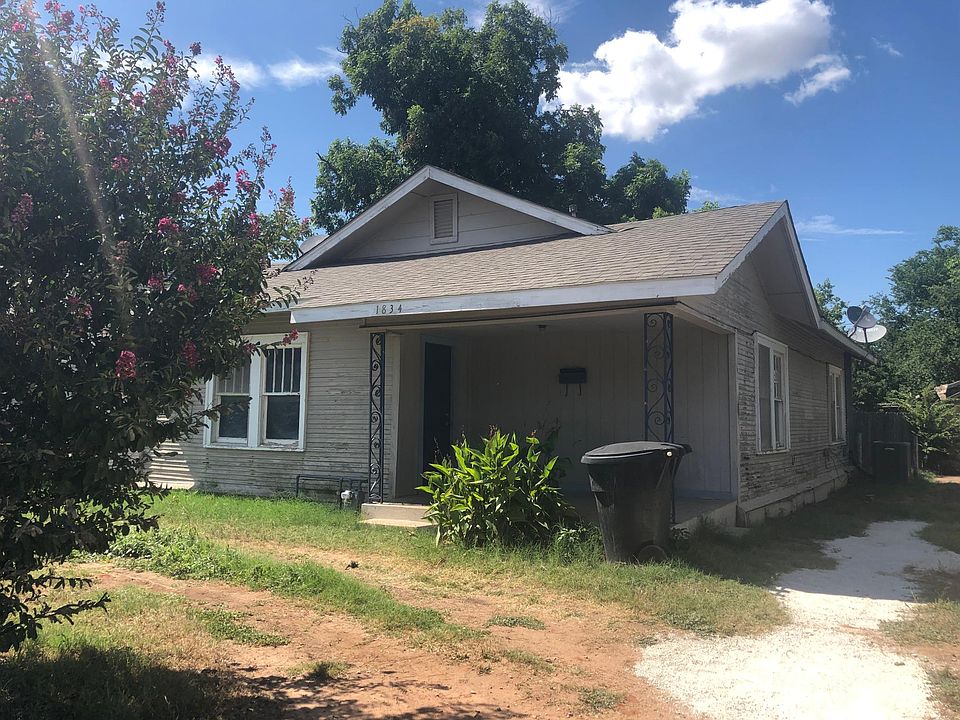 1st image of 1834 N 7th St