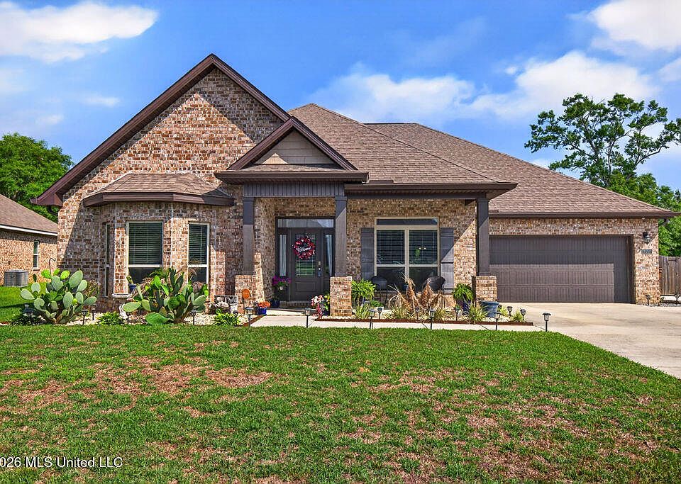 1st image of 10711 Chapelwood Dr