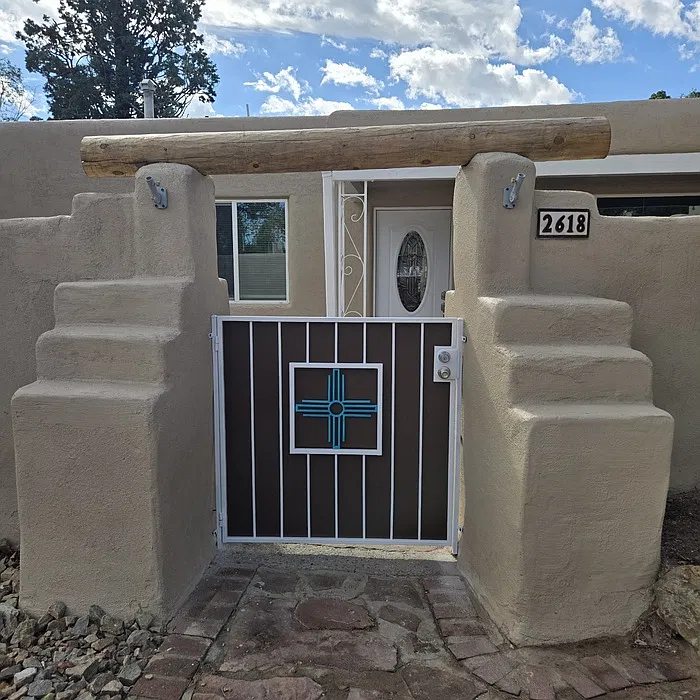 4 bed, 3.0 bath, 2695 sqft, $2,900 — Photo 3
