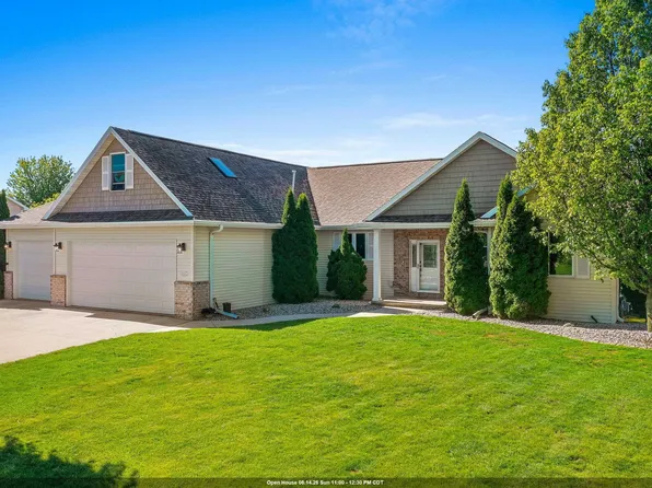 N2283 Cornhusk Dr, Greenville, WI 54942