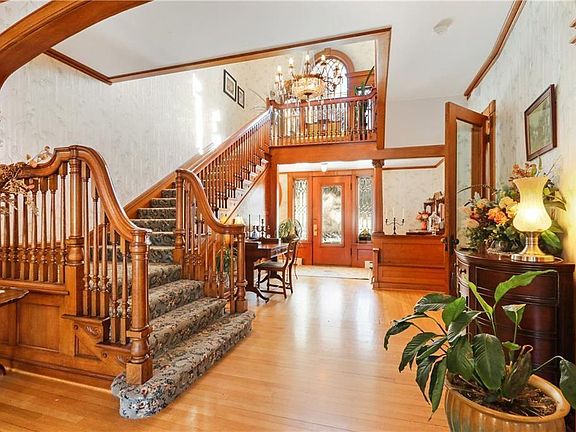 5th image of 1211 Westwood Ct