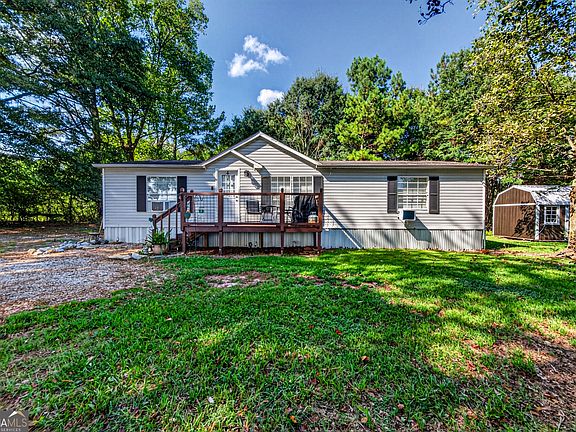 3rd image of 1183 Gumlog Rd