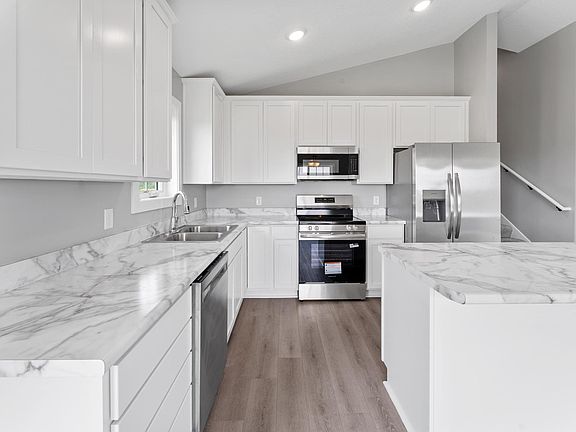 4th image of 16780 Eagle Ridge Cir