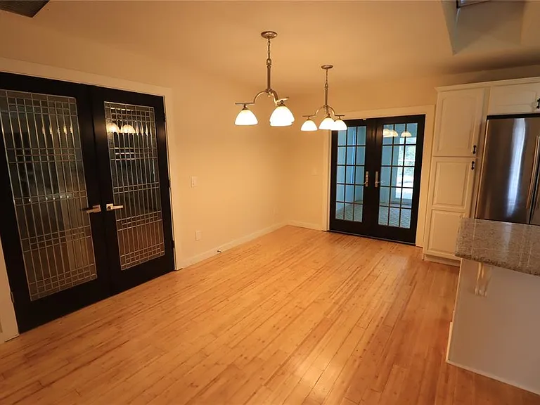 17815 Sunrise Dr — Photo 8