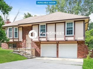 1005 NE 104th Ter, Kansas City, MO 64155