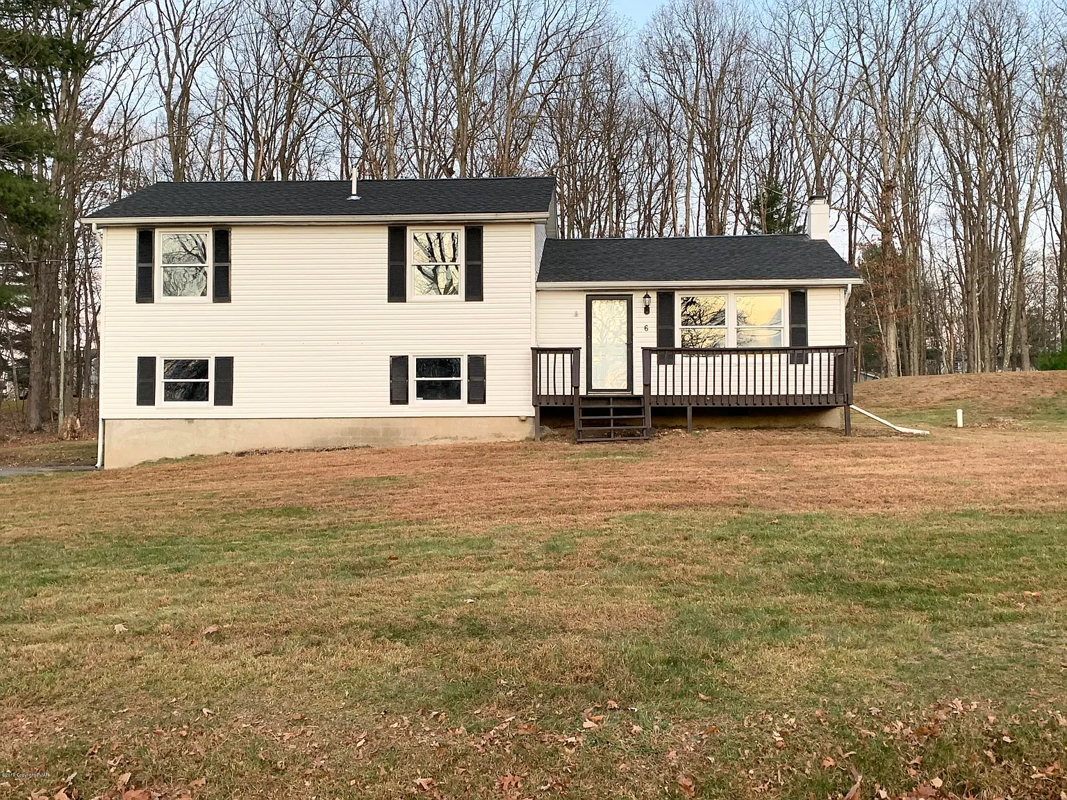 6 Sarah Ln photo 1