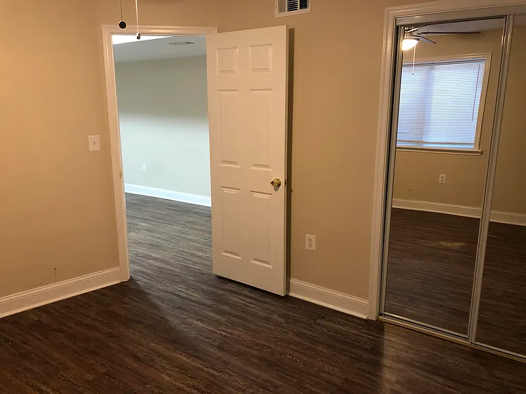 6821 Red Top Rd Apartments, LLC — Photo 10