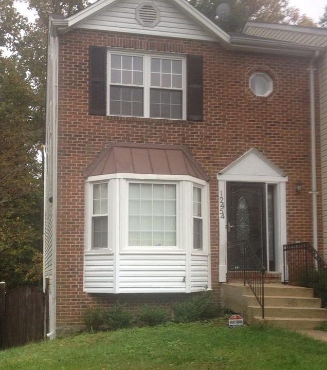 Brick End Unit Townhouse