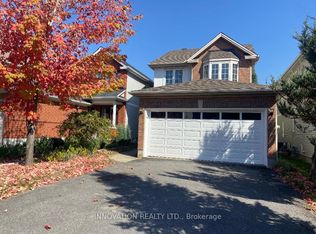 11 Cedar Park St, Ottawa, ON K2C 4C2