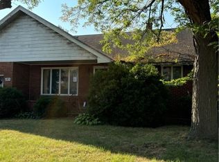 155 Campbell Rd, Cheektowaga, NY 14215