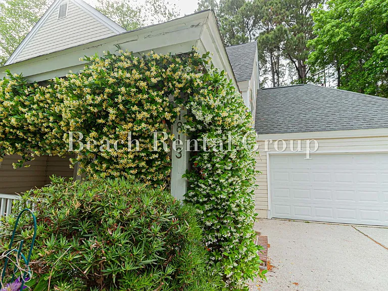 1813 Windmere Way — Photo 3