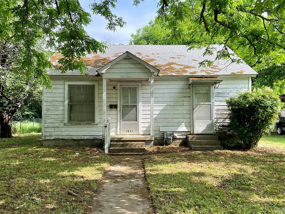 1st image of 1021 Truelove St