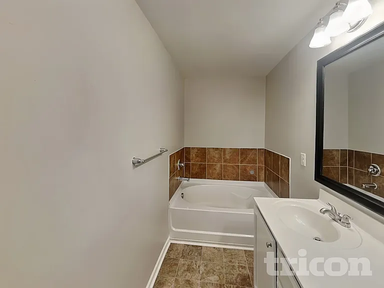 1424 Henry David Ct — Photo 11