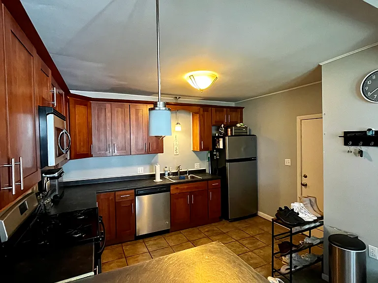 19 Morse St #A — Photo 2