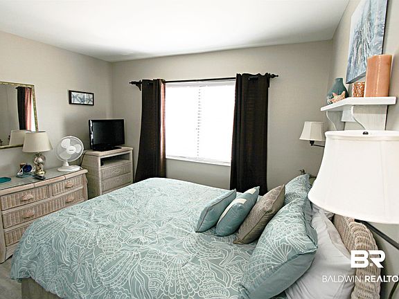 4th image of 400 Plantation Rd #1309