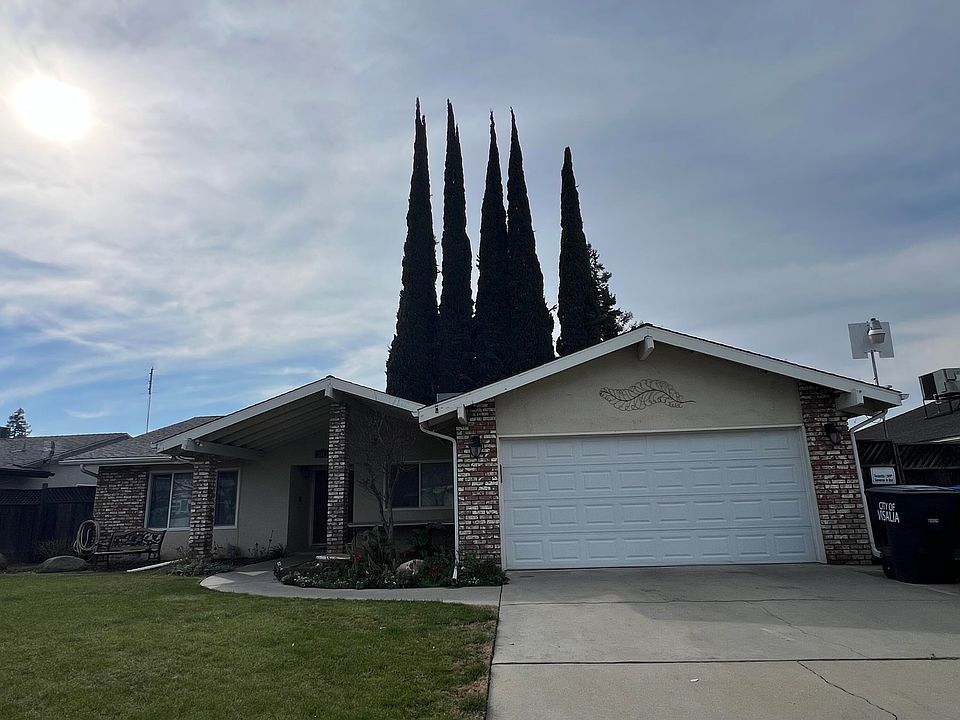 2nd image of 1013 W Cherry Avenue