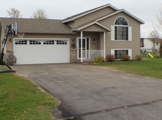 2701 Parkway Ln, Weston, WI 54476