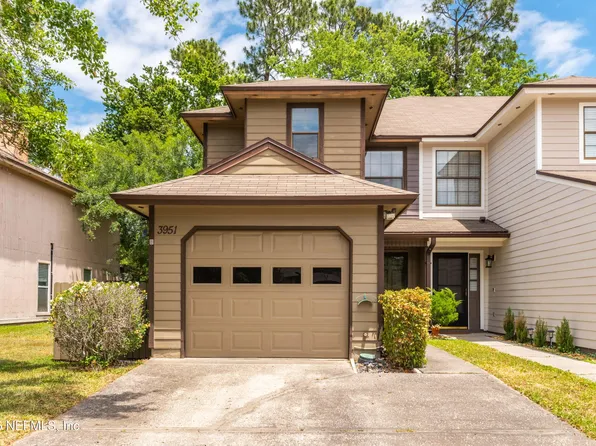 3951 LAURELWOOD Drive, Jacksonville, FL 32257