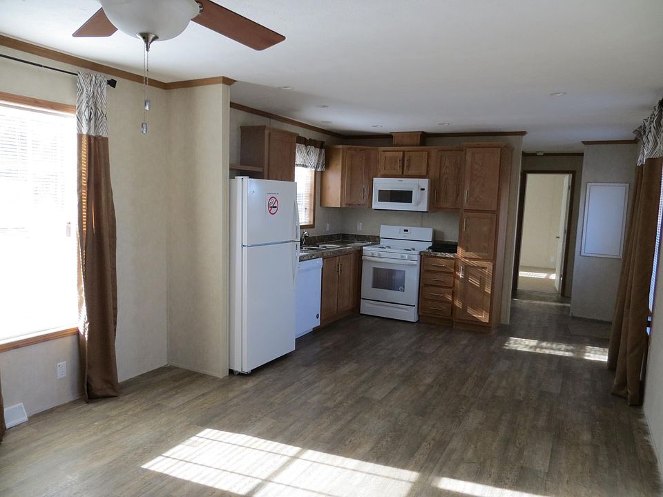 1st image of 25 Maplewood Dr